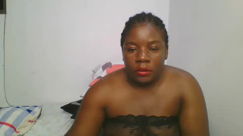 Snapshot of sweetafricangal chatting on February 2025 11:23:02 PM NASHA online show from February 2025 11:23:02 PM