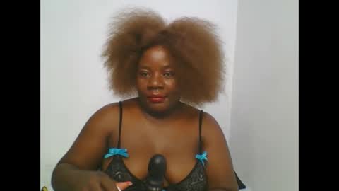 Snapshot of sweetafricangal chatting on February 2025 11:03:01 PM NASHA online show from February 2025 11:03:01 PM