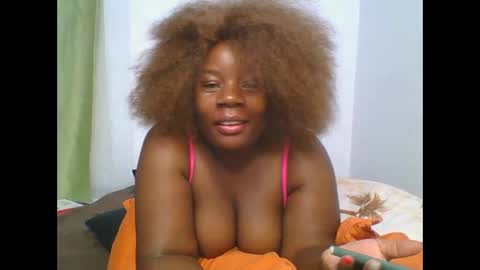 Snapshot of sweetafricangal chatting on February 2025 10:20:01 PM NASHA online show from February 2025 10:20:01 PM