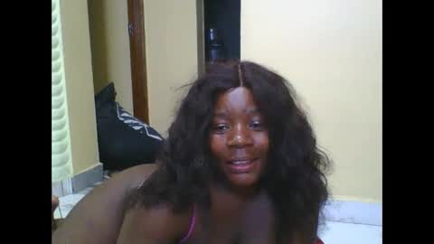 Snapshot of sweetafricangal chatting on March 2025 11:26:01 PM NASHA online show from March 2025 11:26:01 PM