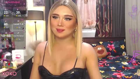 Snapshot of sweetbella118 chatting on December 2024 09:57:01 AM bella online show from December 2024 09:57:01 AM