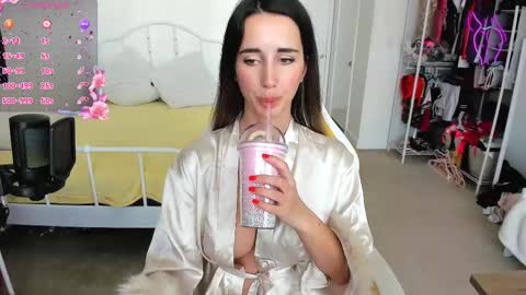 Anna online show from February 2025 06:23:02 PM