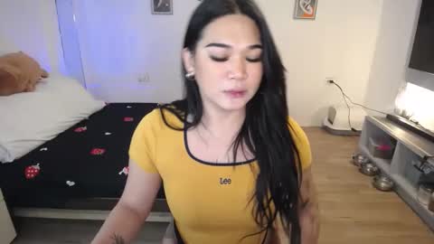 Snapshot of sweetcuteangel chatting on January 2025 09:25:01 PM angel 3 online show from January 2025 09:25:01 PM