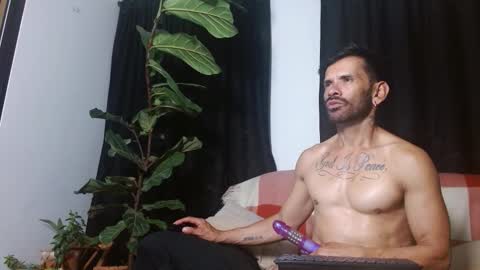 sweetday_19 online show from October 2025 01:48:02 AM