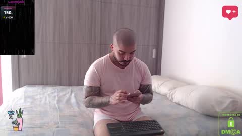 Snapshot of sweetdesires_ chatting on September 2025 02:54:01 PM online show from September 2025 02:54:01 PM