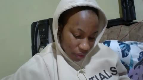 Snapshot of sweetdiva2012 chatting on October 2025 08:08:01 PM sweetdiva2012 online show from October 2025 08:08:01 PM