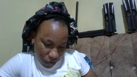 Snapshot of sweetdiva2012 chatting on October 2025 02:10:01 AM sweetdiva2012 online show from October 2025 02:10:01 AM