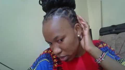 Snapshot of sweetdiva2012 chatting on October 2025 06:47:02 AM sweetdiva2012 online show from October 2025 06:47:02 AM