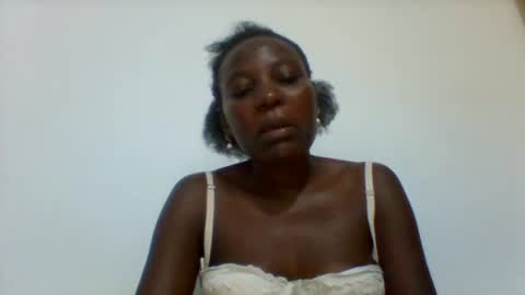 Snapshot of sweetfel chatting on October 2025 09:57:01 PM sweetfel online show from October 2025 09:57:01 PM