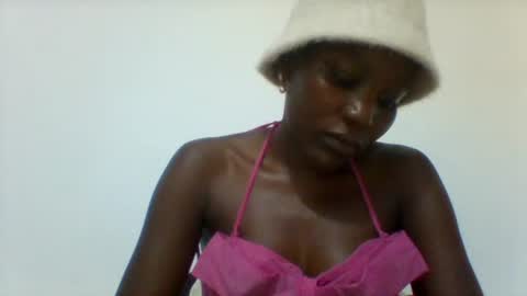 Snapshot of sweetfel chatting on October 2025 04:21:02 AM sweetfel online show from October 2025 04:21:02 AM