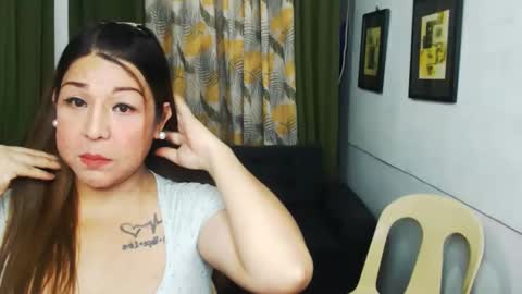 GoddessAira4uTS online show from January 2025 03:58:02 AM