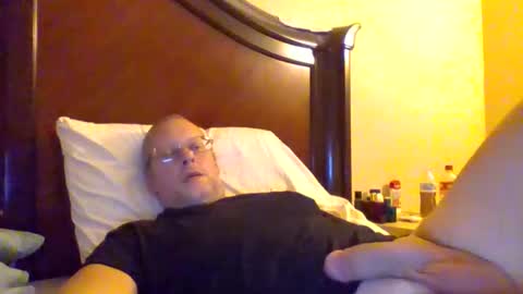 sweetg233 online show from October 2025 05:39:02 AM