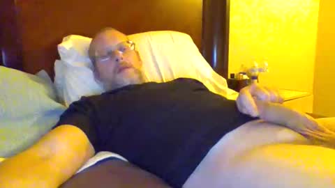 sweetg233 online show from December 2025 05:39:02 AM