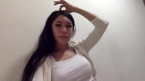 sweetgirllucy24xx online show from February 2026 07:24:02 PM