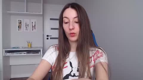 Emma  online show from February 2026 11:07:02 AM