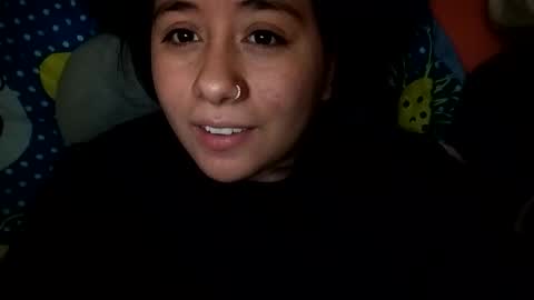 Snapshot of sweetie__annie chatting on October 2025 06:33:01 AM Ana Mara  i cant Make noise My family is here  online show from October 2025 06:33:01 AM