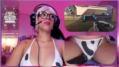 Snapshot of sweetie_cloe chatting on October 2025 11:18:01 PM sweetie_cloe online show from October 2025 11:18:01 PM