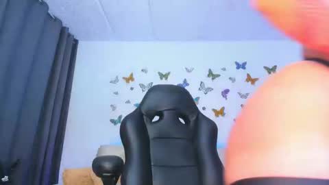 Isabella online show from January 2025 09:06:02 AM