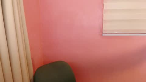 Leah online show from January 2025 07:32:01 PM