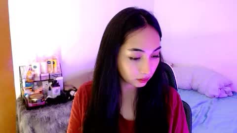 Lilly online show from October 2025 02:37:02 AM