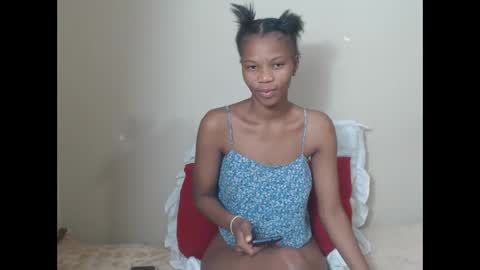 sweetlipss_ online show from September 2025 07:58:02 PM