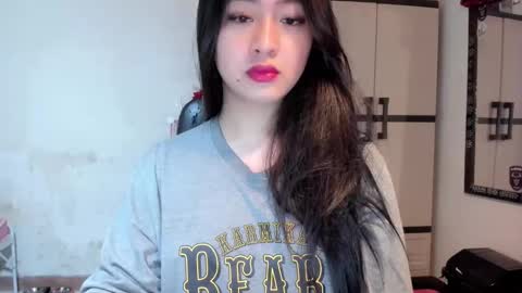 Zoe online show from January 2025 08:37:01 PM