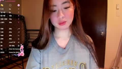Snapshot of sweetlovepinay04 chatting on July 2026 06:59:02 AM Zoe online show from July 2026 06:59:02 AM