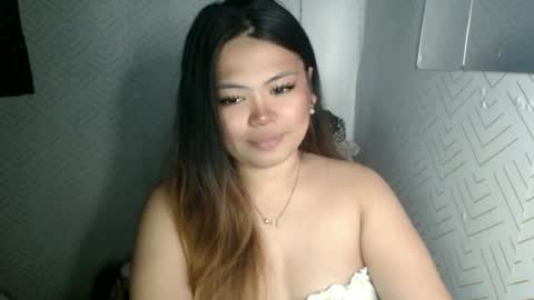 Snapshot of sweetlover_nicole chatting on June 2026 05:22:02 PM NICOLE online show from June 2026 05:22:02 PM