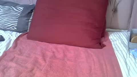 Snapshot of sweetmellowx1 chatting on March 2025 04:02:01 PM sweetmellowx1 online show from March 2025 04:02:01 PM