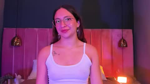 Snapshot of sweetmelodyyy_ chatting on February 2026 05:09:02 PM sweetmelodyyy online show from February 2026 05:09:02 PM