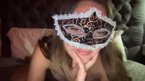 Snapshot of sweetmistyxoxo chatting on November 2025 04:46:01 AM Misty online show from November 2025 04:46:01 AM