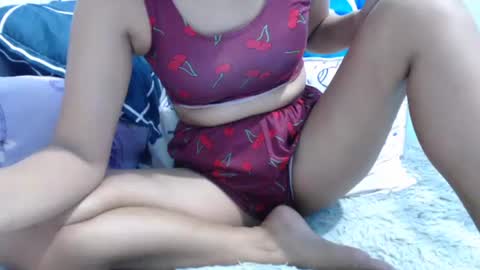 Snapshot of sweetness002 chatting on February 2025 04:23:02 PM NESS online show from February 2025 04:23:02 PM