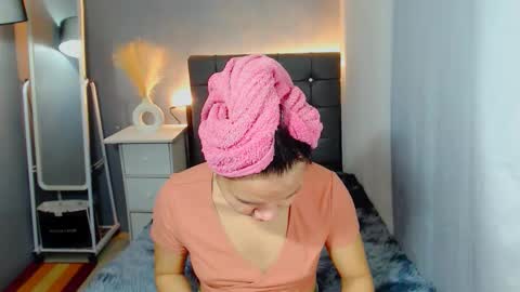 Ghena online show from October 2025 01:38:01 AM