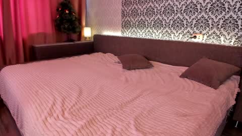 Nastya and Johnny online show from December 2024 06:41:02 AM