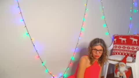 Veronica and Alex online show from November 2025 07:58:01 AM