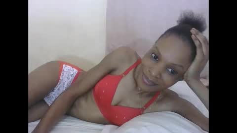 ESTHER online show from September 2025 07:02:01 AM