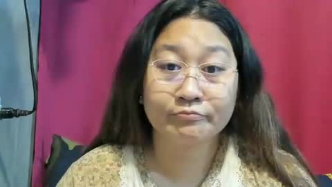 Snapshot of sweetpilipina88 chatting on February 2025 12:25:02 PM MIA online show from February 2025 12:25:02 PM
