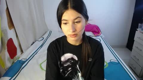 Caro  Lily online show from October 2025 03:53:01 AM