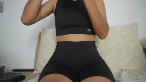 Snapshot of sweetpussyhot_ chatting on February 2025 09:39:02 AM Hello Welcome Im here from WEDNESDAY to SUNDAY 430am to 830am and 3 to 7 timeMONDAY and TUESDAY i rest online show from February 2025 09:39:02 AM