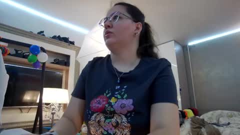 Snapshot of sweetraisa chatting on March 2025 10:43:02 PM SweetRaisa online show from March 2025 10:43:02 PM