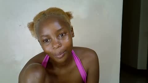 Snapshot of sweetrall chatting on February 2026 12:07:01 AM Lilly online show from February 2026 12:07:01 AM