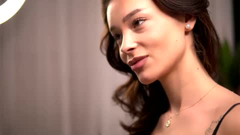 Snapshot of sweetrossie chatting on February 2026 04:40:02 AM Rose online show from February 2026 04:40:02 AM