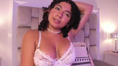Snapshot of sweets_one chatting on June 2026 04:15:02 AM sweets one online show from June 2026 04:15:02 AM