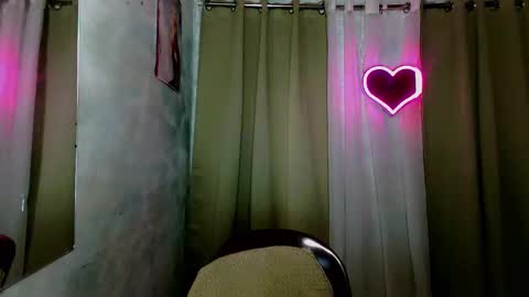 Snapshot of sweetsassyvv chatting on October 2025 01:11:01 AM sweetsassyvv online show from October 2025 01:11:01 AM