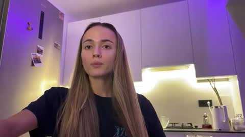 sweetsatalana online show from January 2026 10:00:02 PM