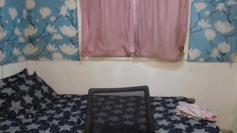 Snapshot of sweetsensation69xx chatting on December 2024 05:43:01 PM Sweet online show from December 2024 05:43:01 PM