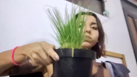 Snapshot of sweett_heartt_ chatting on March 2025 03:29:01 AM Lorena online show from March 2025 03:29:01 AM