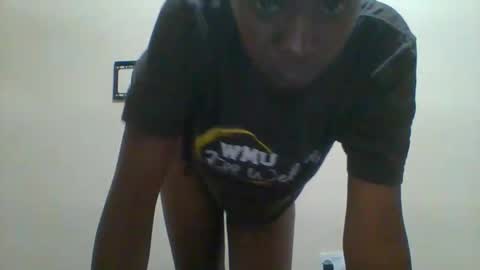 Snapshot of sweett_kimmie chatting on April 2026 06:31:01 PM sweett_kimmie online show from April 2026 06:31:01 PM