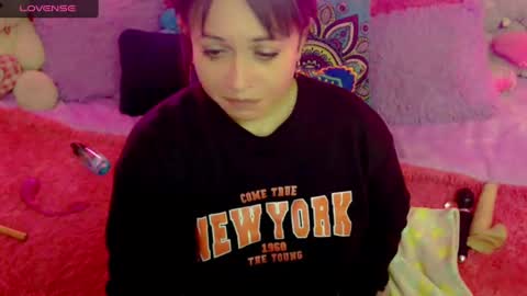 Snapshot of sweett_martina chatting on February 2025 08:09:02 AM martina online show from February 2025 08:09:02 AM