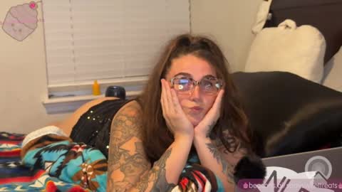 sweettreatz26 online show from May 2026 02:42:02 AM